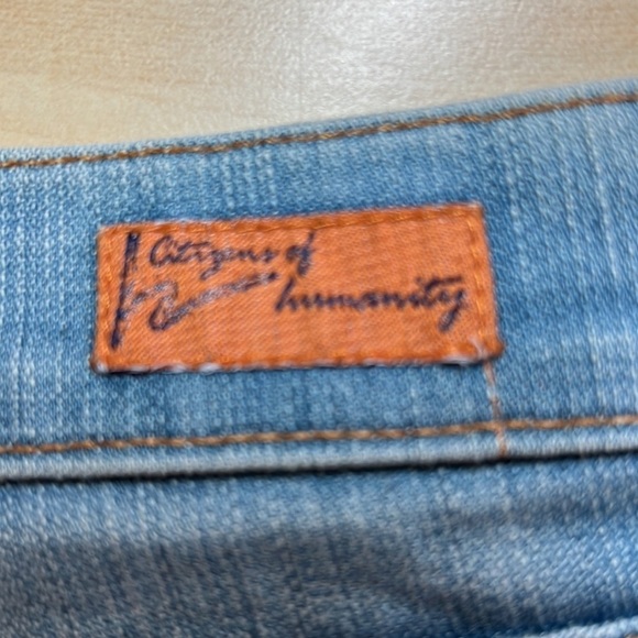 CITIZENS of Humanity Kelly Low Waist Cut-Off Jeans Shorts Size 29, 5” - Picture 5 of 12